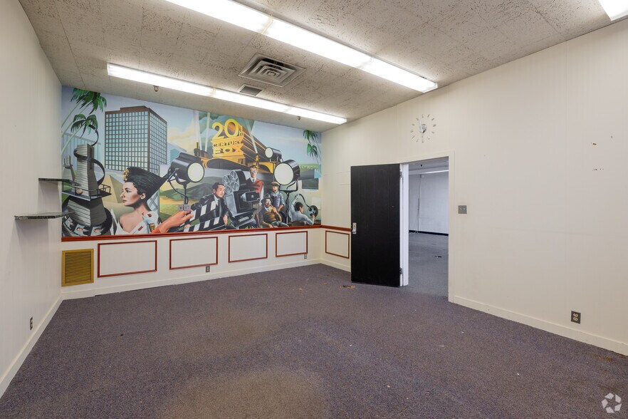 More Photos Of 650 Franklin Ave, Hartford Industrial For Sale