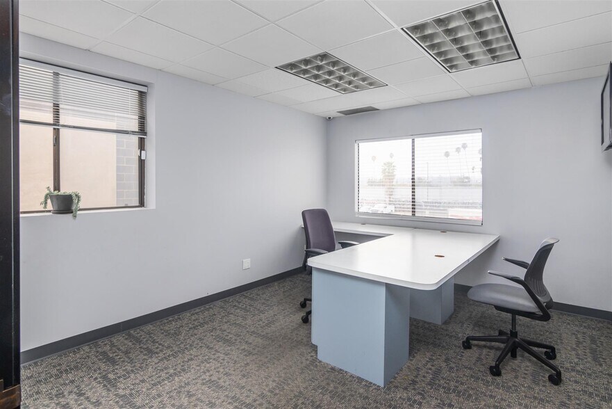More Photos Of 1745 Gardena Ave, Glendale Office For Sale