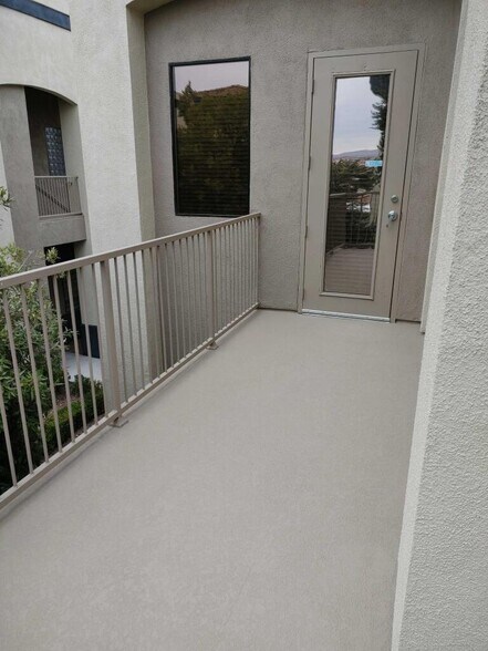 More Photos Of 8867 W Flamingo Rd, Las Vegas Office For Sale