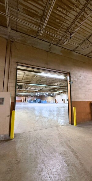 More Photos Of 212 National Ave, Spartanburg Manufacturing For Lease