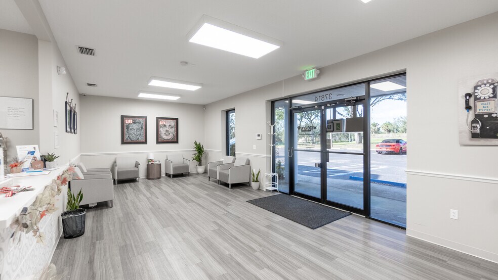 More Photos Of 37810 Medical Arts Ct, Zephyrhills Medical For Sale