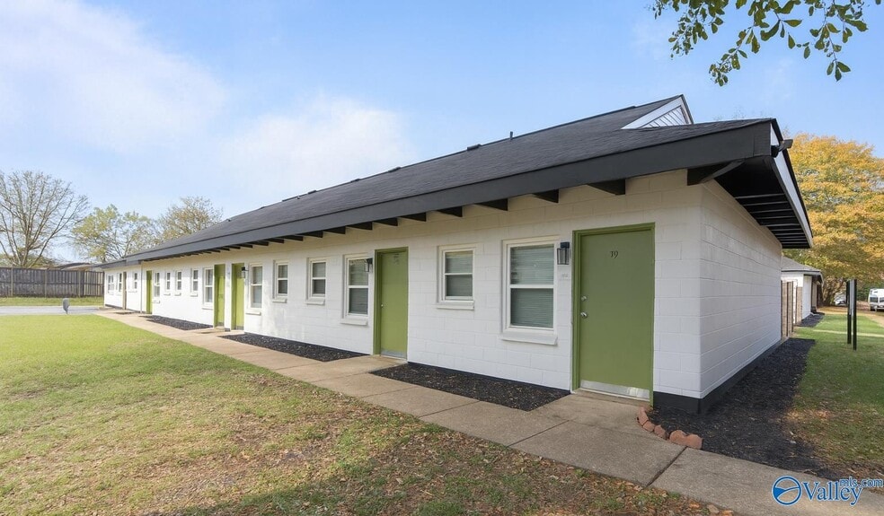 More Photos Of 3004 Clopton St, Huntsville Apartments For Sale