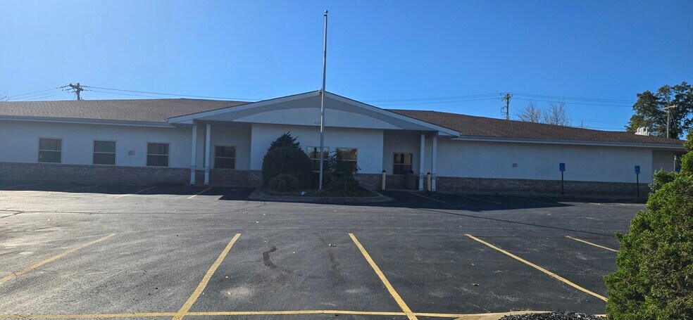 More Photos Of 4240 S Lees Summit Rd, Independence Office For Lease