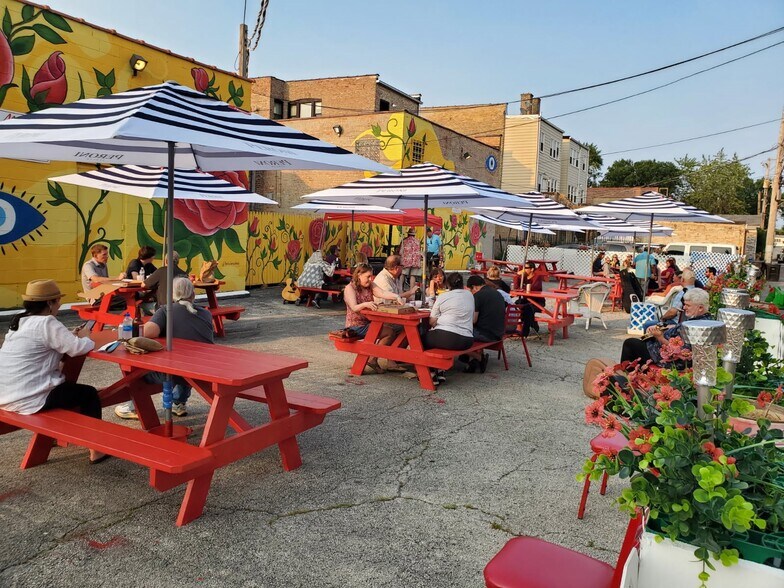 More Photos Of 4125-4129 W Lawrence Ave, Chicago Restaurant For Sale