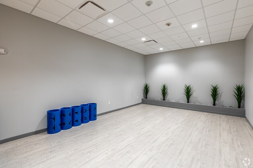 More Photos Of 50 Morgan St, Hartford Apartments For Sale