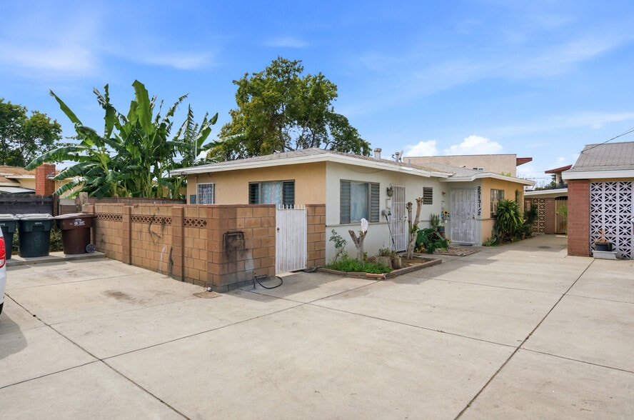 More Photos Of 2515 Mountain View Rd, El Monte Apartments For Sale