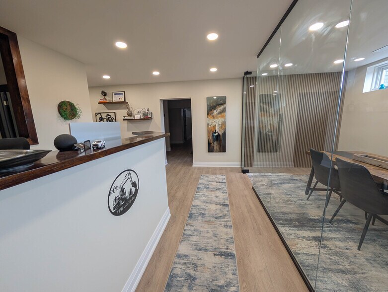 More Photos Of 172-174 Eastchester Ave, St Catharines Medical For Lease