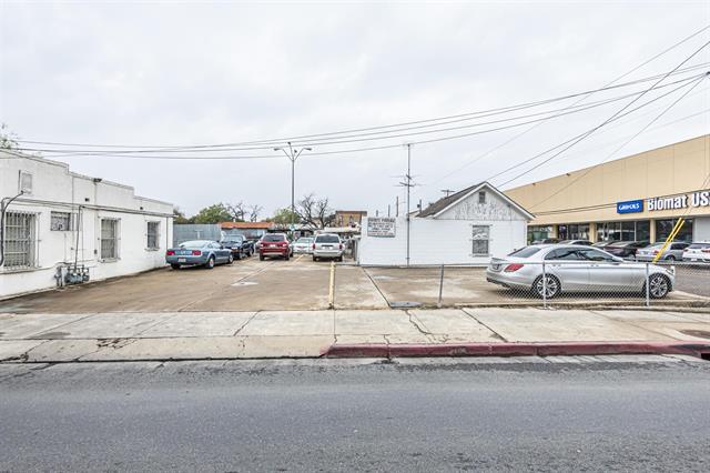 More Photos Of 1502 Lincoln St, Laredo General Retail For Sale