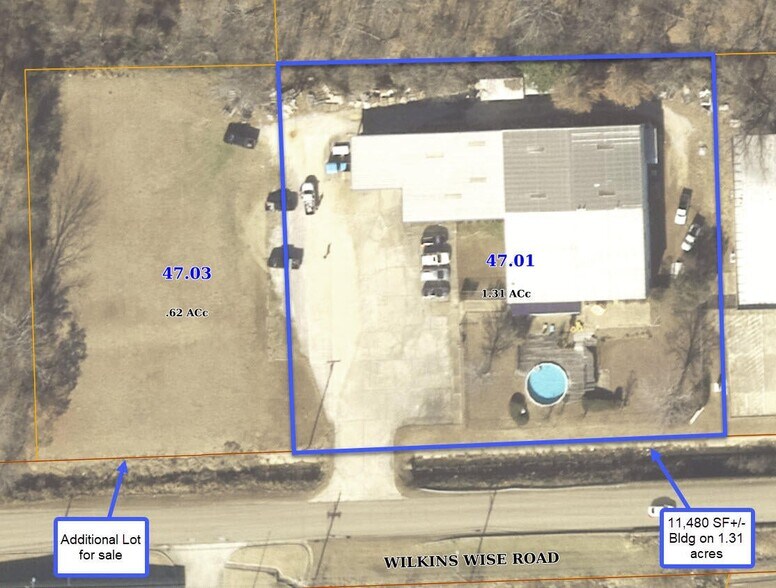 More Photos Of 415 Wilkins Wise Rd, Columbus Showroom For Sale