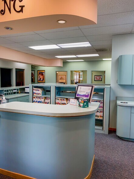 More Photos Of 10522 S Parker Rd, Parker Medical For Sale