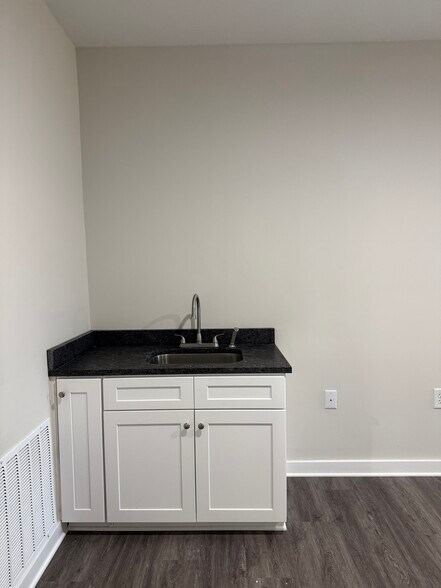 More Photos Of 6110 McFarland Station Dr, Alpharetta Office For Lease