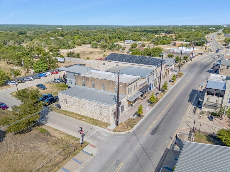 More Photos Of 923 Main St, Liberty Hill Convenience Store For Sale