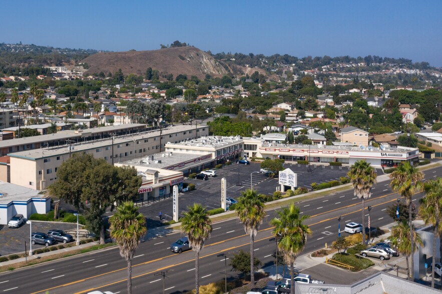 More Photos Of 3100-3160 Pacific Coast Hwy, Torrance Unknown For Lease