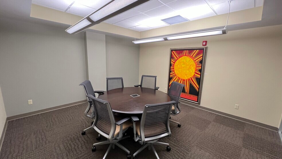 More Photos Of 204 Executive Ct, Little Rock Office For Sale