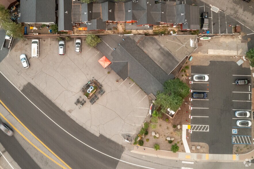 More Photos Of 170 N Lake Blvd, Tahoe City Storefront For Lease