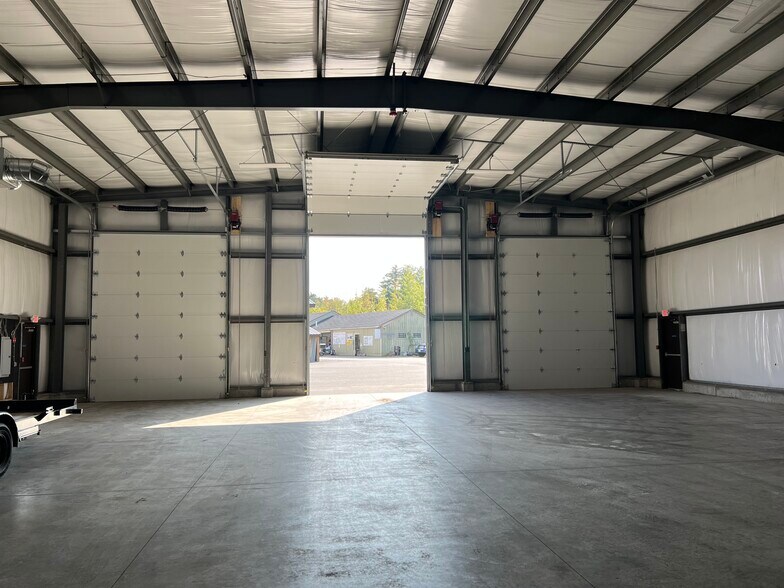 More Photos Of 185 Warren Ave, Westbrook Manufacturing For Lease