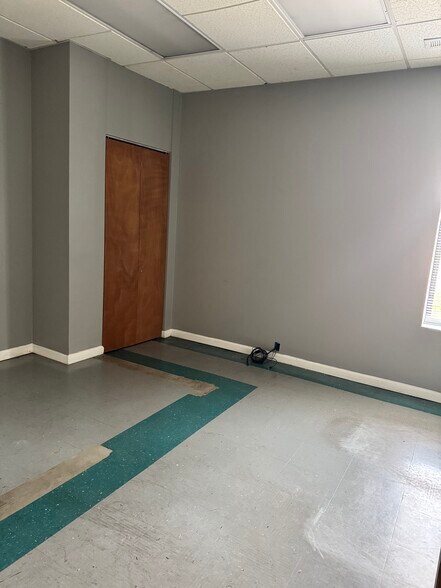 More Photos Of 1143 Airport Rd, Shelby Industrial For Lease