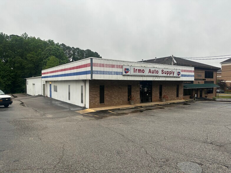 More Photos Of 7592 Woodrow St, Irmo Freestanding For Sale