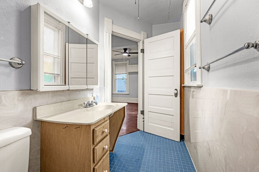 More Photos Of 930 N El Paso St, Colorado Springs Multifamily For Sale