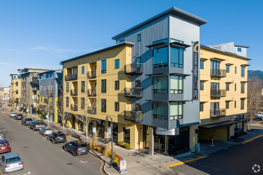 Primary Photo Of 2733 Shadow View Dr, Eugene Apartments For Lease