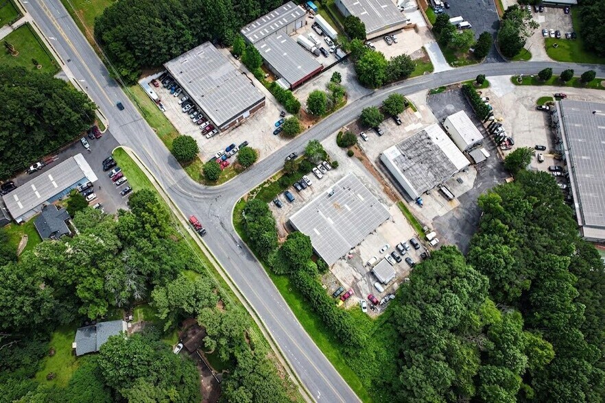 More Photos Of 3600 Kennesaw N Ind Pky, Kennesaw Flex For Lease