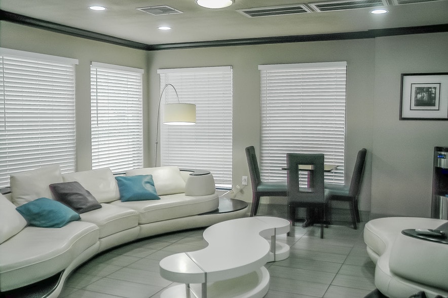 More Photos Of 889 W Bay Area Blvd, Webster Hotel For Sale