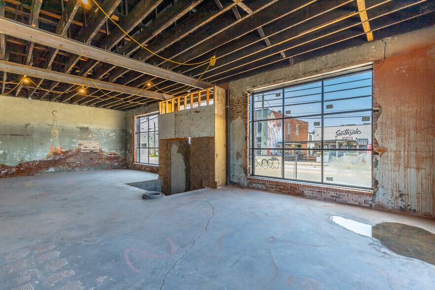 More Photos Of 615 E Main St, Chattanooga General Retail For Lease
