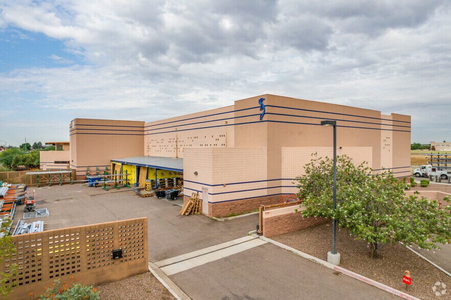 More Photos Of 1050 E Riley Dr, Avondale Warehouse For Sale