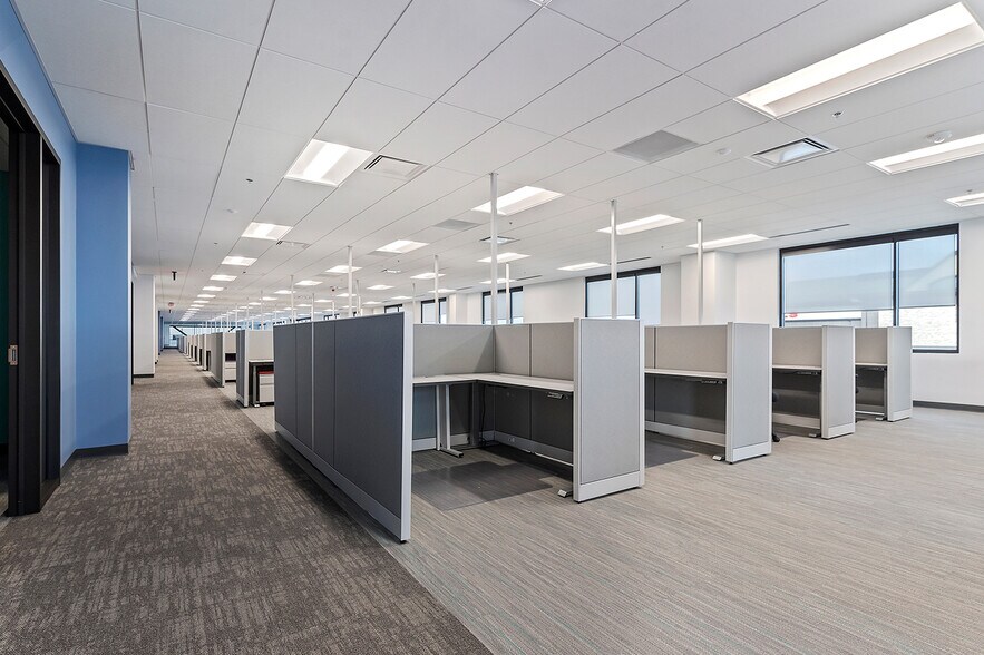 More Photos Of 2760 W Excursion Dr, Meridian Office For Sale