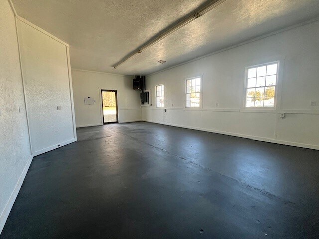 More Photos Of 1759 US Hwy Bsn 340 W, Stanley Auto Dealership For Sale