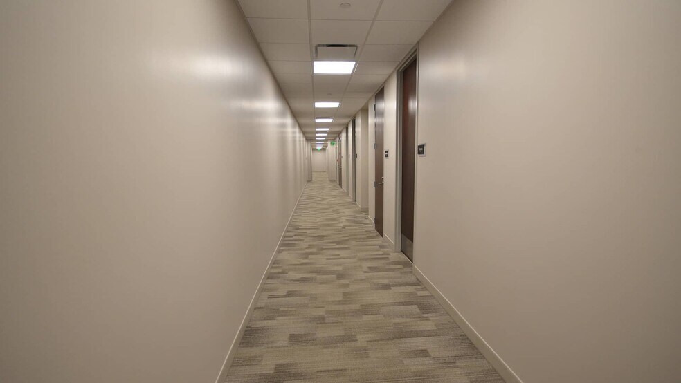 More Photos Of 8834 N Capital of Texas Hwy, Austin Office For Lease