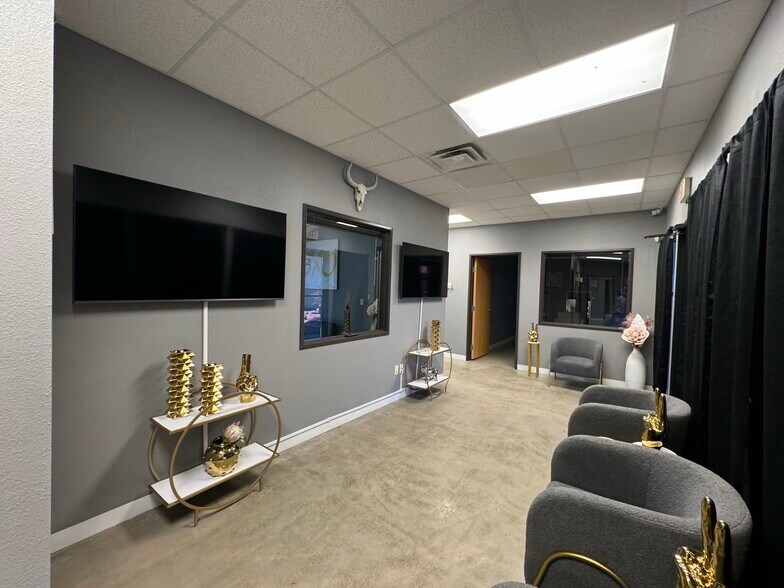 More Photos Of 1491 Palma Rd, Bullhead City Medical For Sale