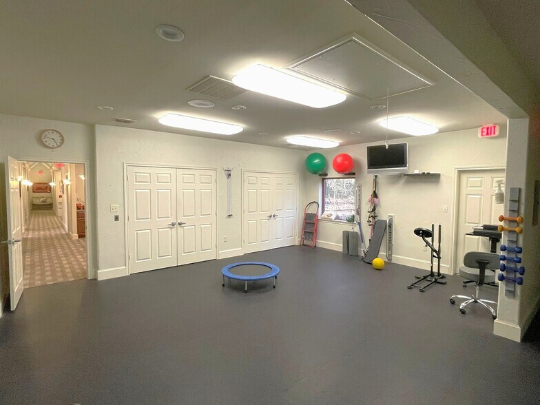 More Photos Of 3930 Naaman School Rd, Garland Medical For Sale