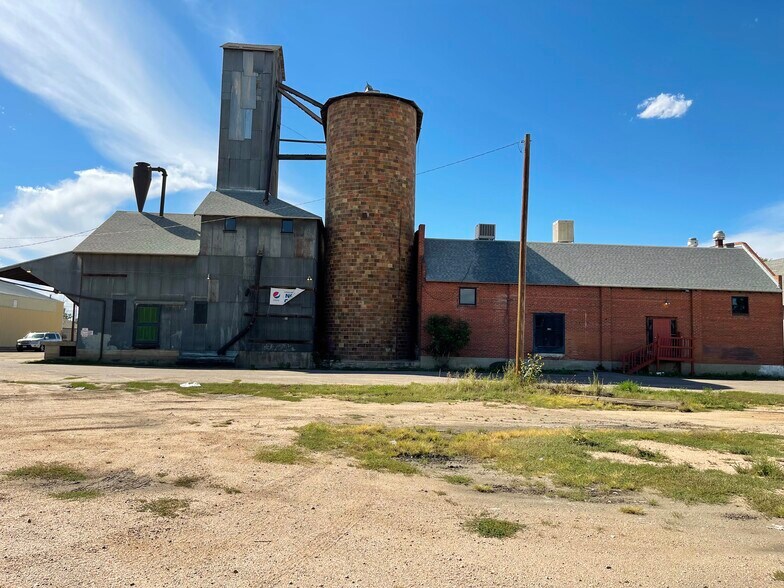 More Photos Of 815 7th St, Fort Lupton Restaurant For Sale