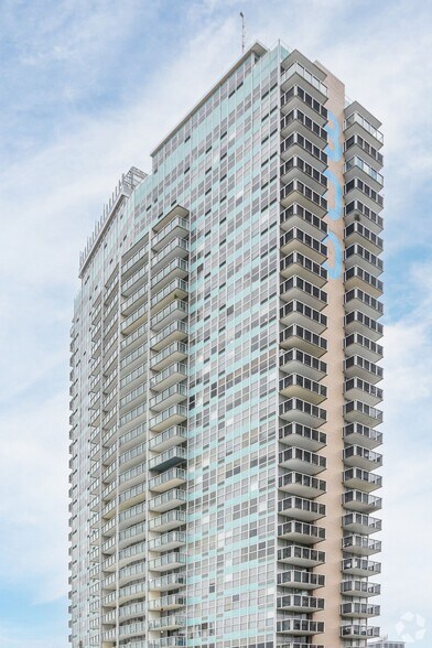 More Photos Of 800 S 4th St, Louisville Apartments For Lease