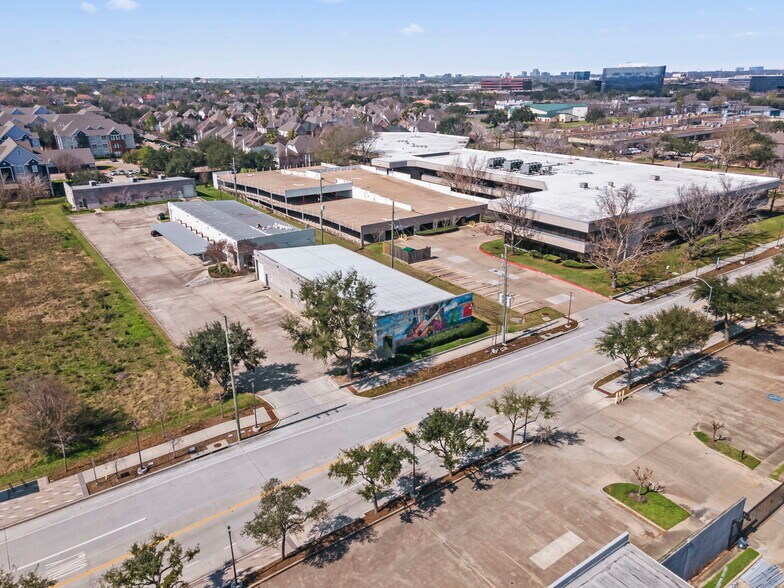 More Photos Of 3664 Walnut Bend Ln, Houston Office For Sale