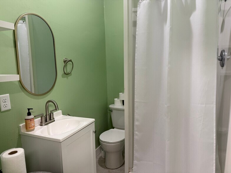 More Photos Of 1419 Wayne St, Celina Warehouse For Sale