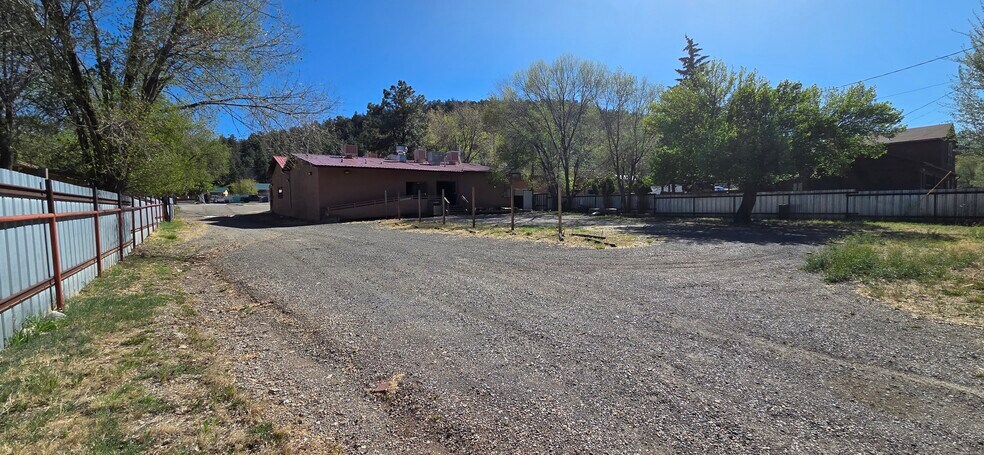 More Photos Of 382 Sudderth Dr, Ruidoso General Retail For Lease