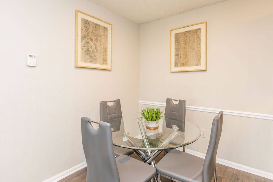 More Photos Of 5816 Covington Hwy, Decatur Apartments For Sale