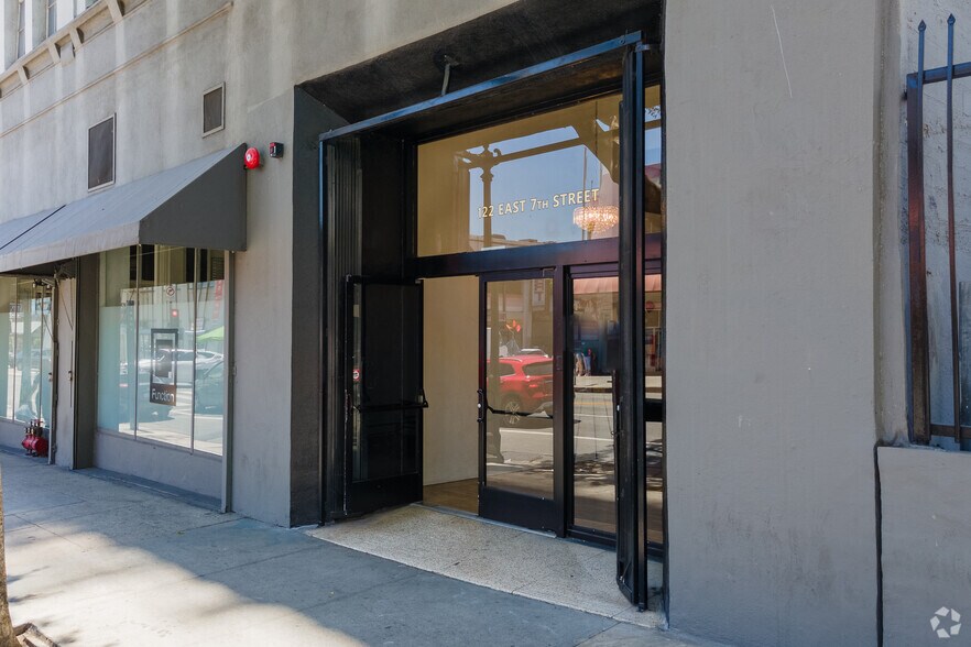 More Photos Of 122 E 7th St, Los Angeles Loft Creative Space For Lease
