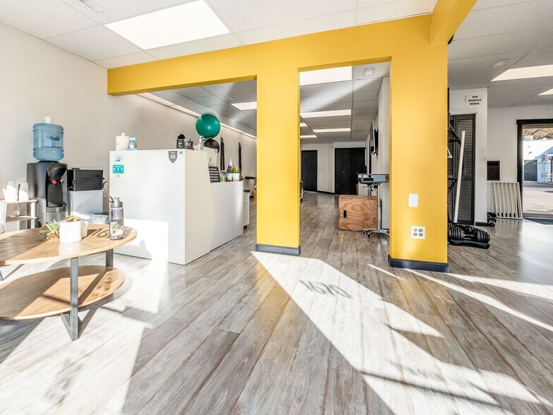 More Photos Of Confidential Address, Columbus Freestanding For Sale