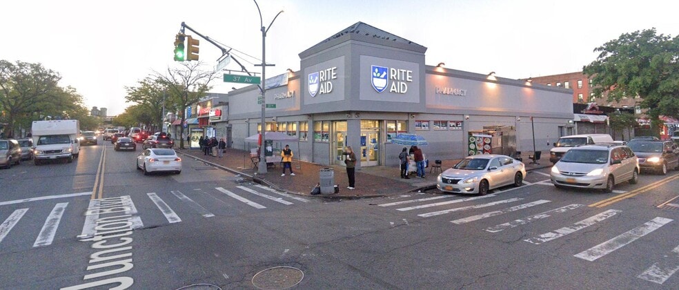 Primary Photo Of 3702-3706 Junction Blvd, Corona Drugstore For Lease