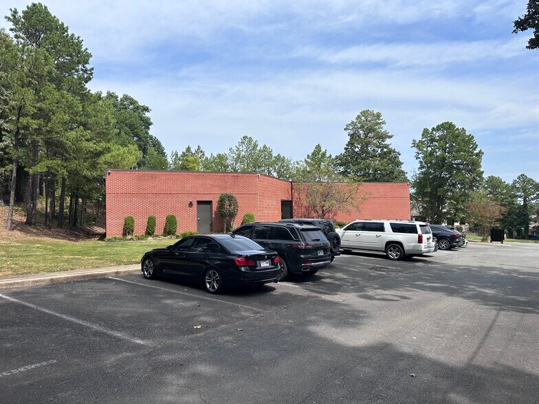 More Photos Of 14 Office Park Dr, Little Rock Office For Sale