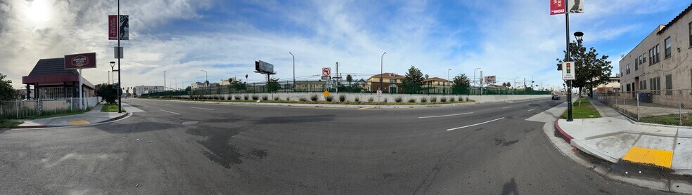 More Photos Of 5960 Crenshaw Blvd, Los Angeles Fast Food For Lease