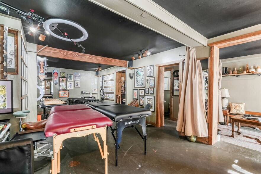 More Photos Of 1729-1731 L St, Sacramento Storefront Retail Office For Sale