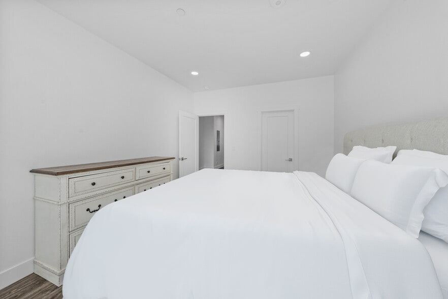 More Photos Of 1929 US-395, Gardnerville Apartments For Sale