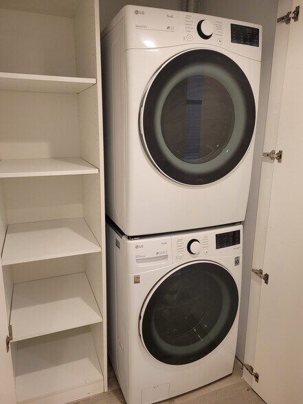 More Photos Of 11565 Iowa Ave, Los Angeles Apartments For Sale