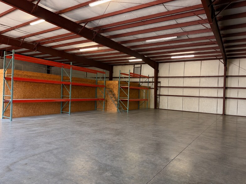 More Photos Of 3409 Industrial Dr, North Little Rock Warehouse For Lease
