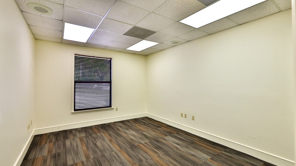 More Photos Of 4 Old Kings Rd N, Palm Coast Medical For Lease