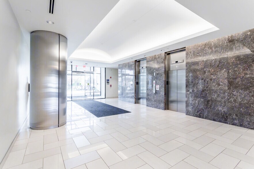 More Photos Of 15200 Shady Grove Rd, Rockville Medical For Lease